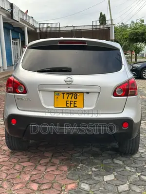 Nissan Dualis 2010 Silver