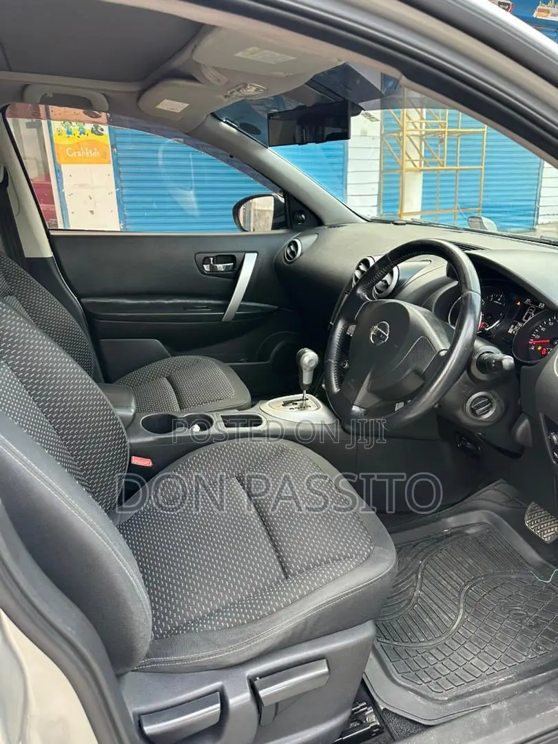 Nissan Dualis 2010 Silver