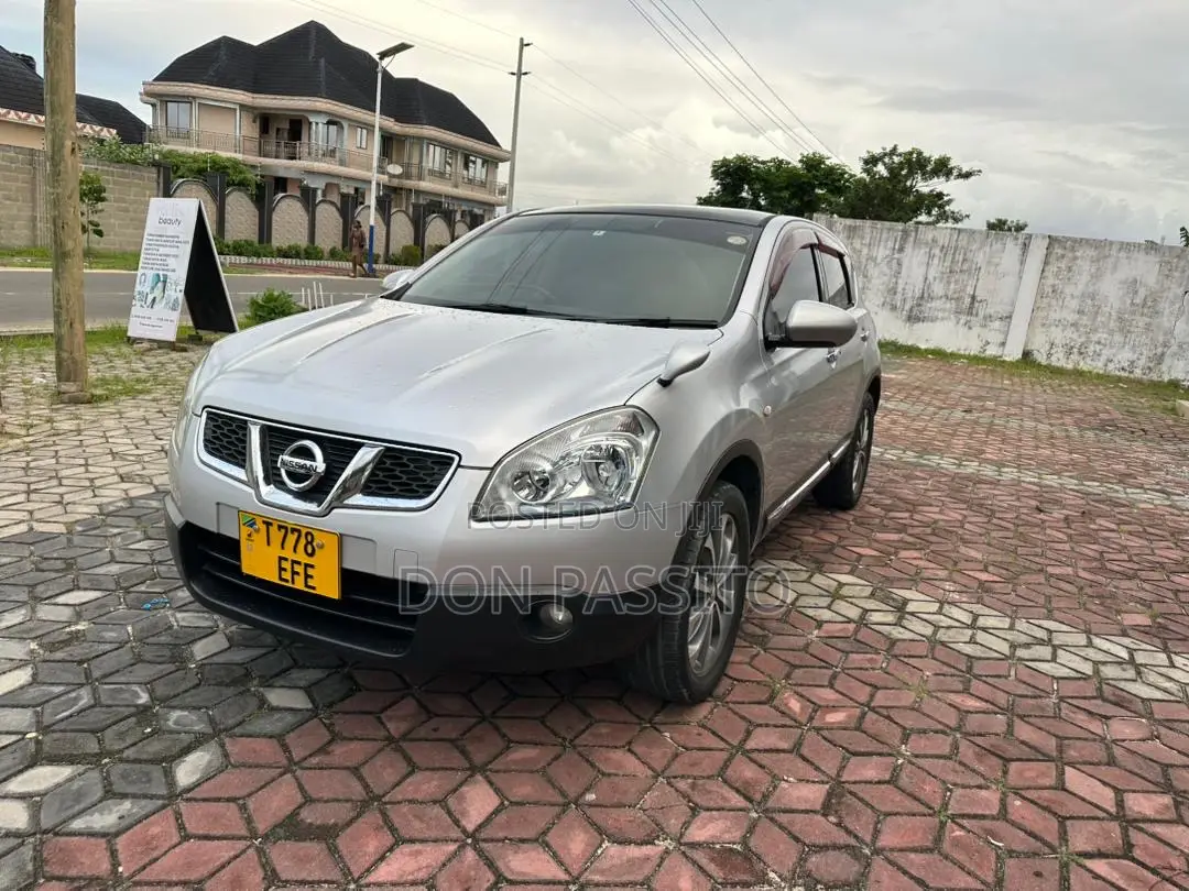Nissan Dualis 2010 Silver