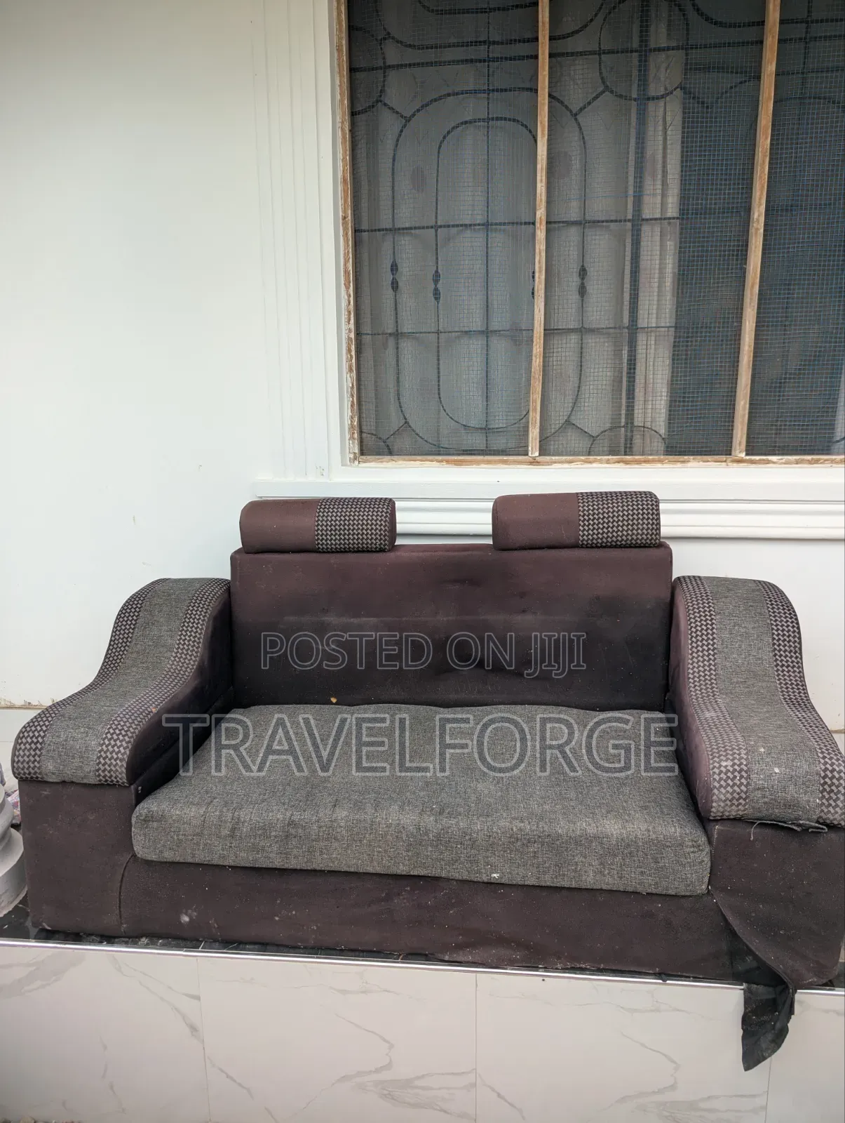 Sofa Na Makochi