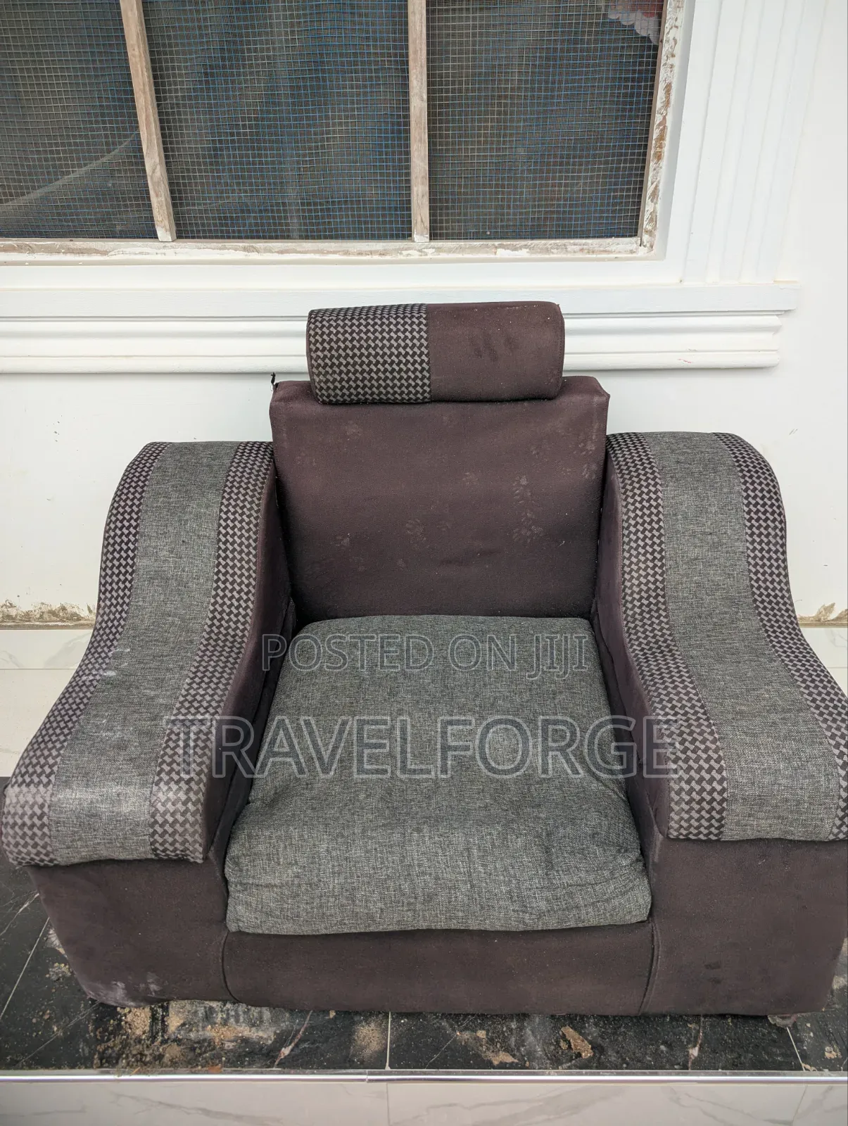 Sofa Na Makochi