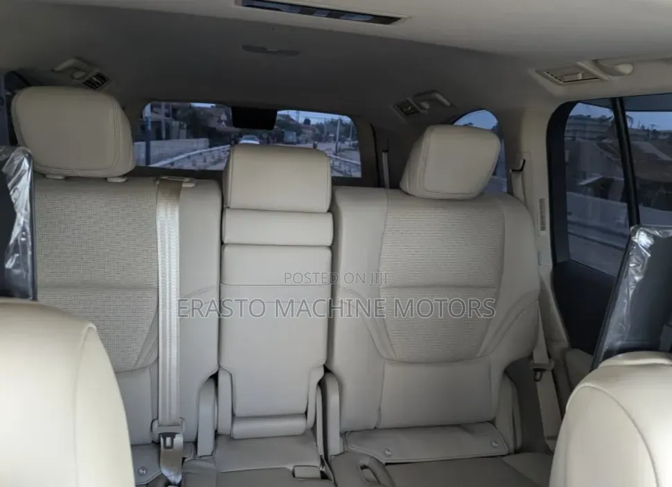 New Toyota Land Cruiser LC300 2025 Black