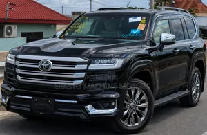 New Toyota Land Cruiser LC300 2025 Black