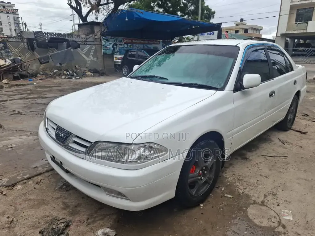 Toyota Carina 2.0 AWD Sedan 2000 White