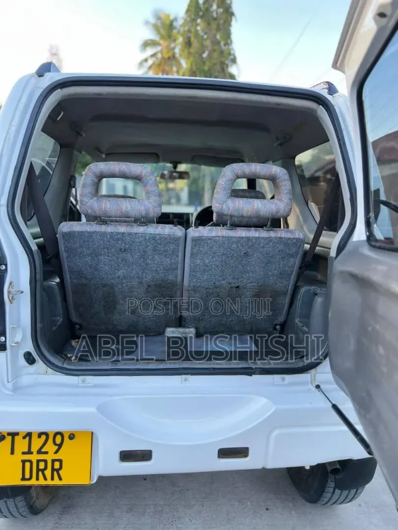 Suzuki Jimny 1.3 2010 White