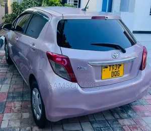 Toyota Vitz 2011 Purple