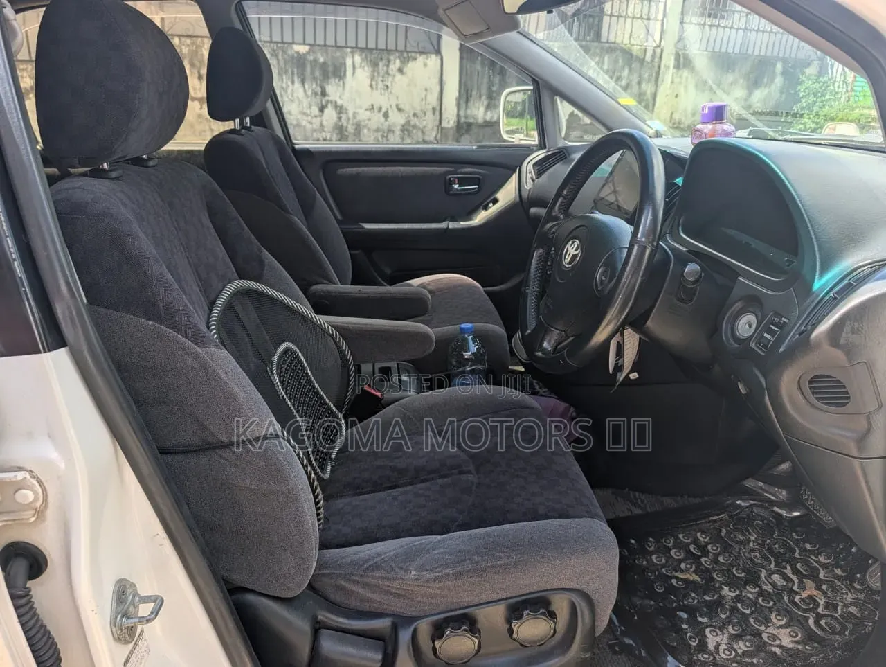Toyota Harrier 2002 White