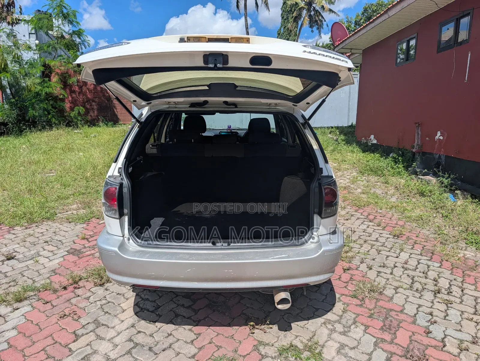 Toyota Harrier 2002 White