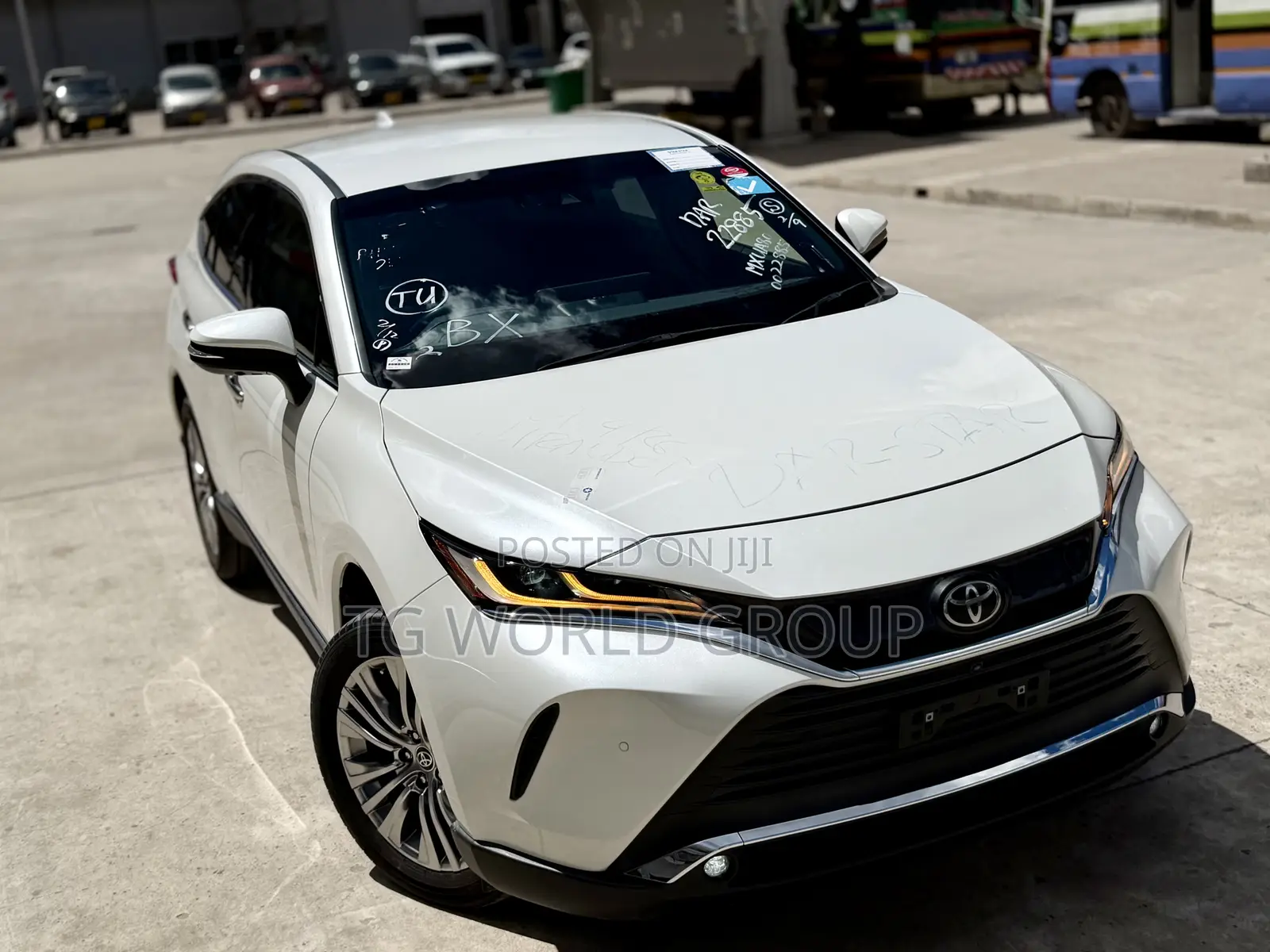 Toyota Harrier 2.0 2020 White