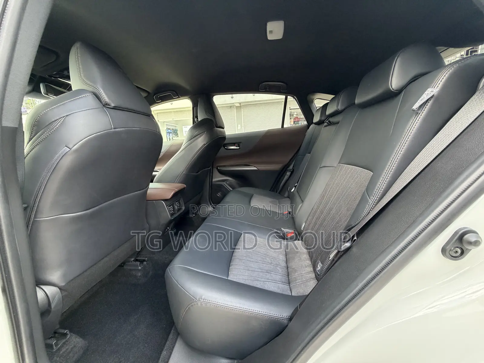 Toyota Harrier 2.0 2020 White