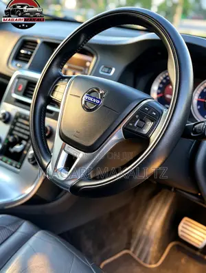 Volvo V60 2012 Gray