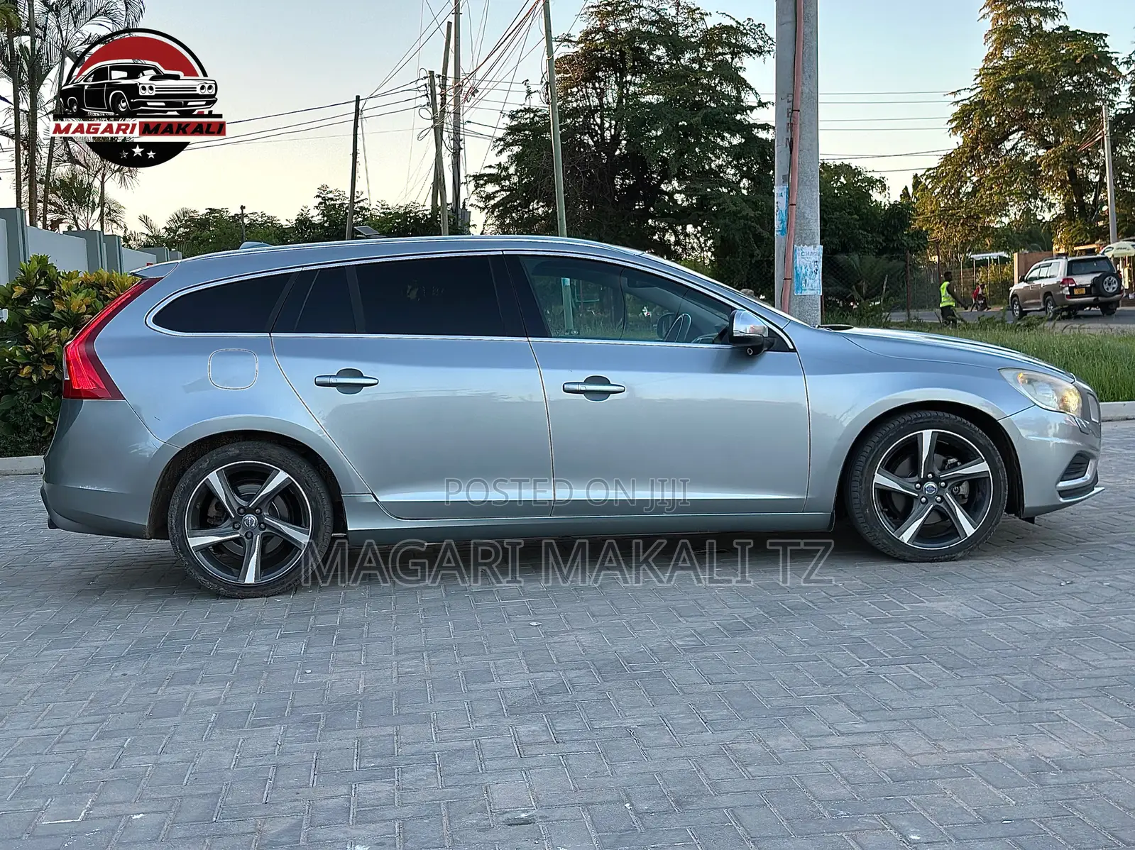 Volvo V60 2012 Gray