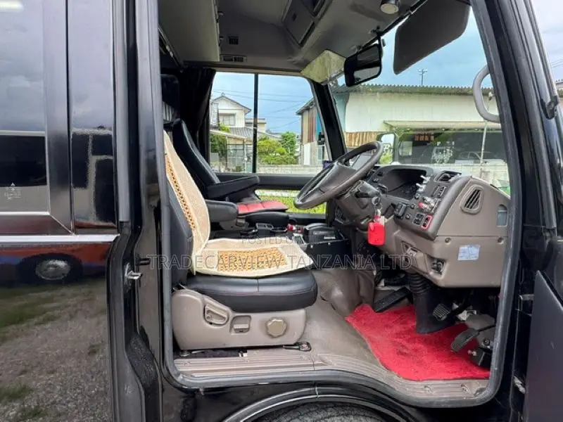 Mitsubishi Fuso Rosa 2006 Black