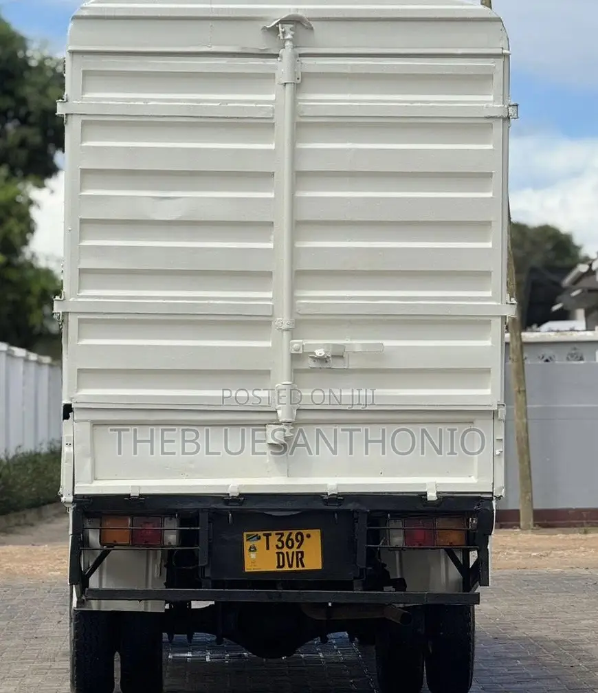 Canter Ya Mzigo on Sale