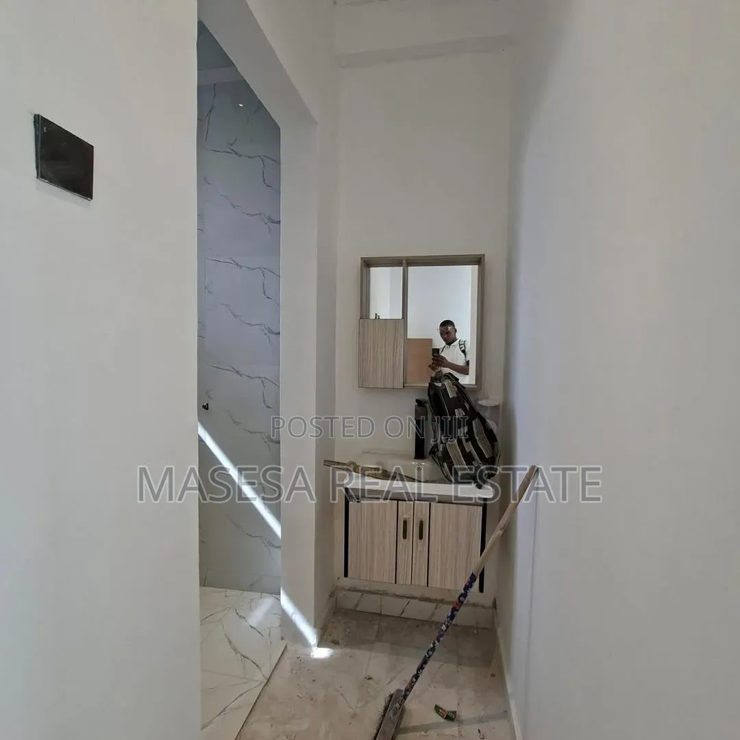 2bdrm House in Mikocheni for rent