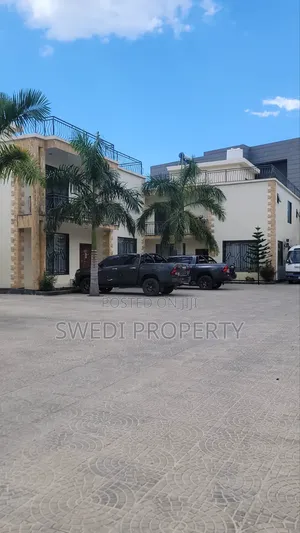 Furnished 5bdrm Villa in Swedi Property, Oyster Bay for rent