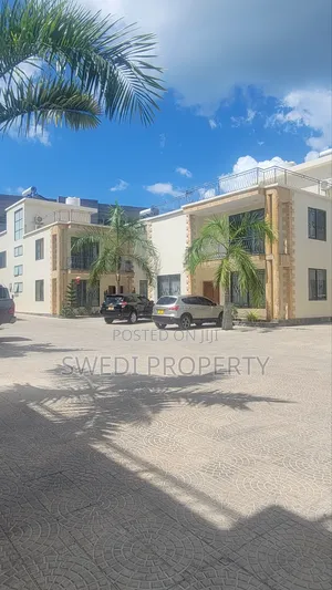 Furnished 5bdrm Villa in Swedi Property, Oyster Bay for rent