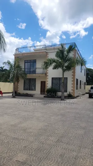 Furnished 5bdrm Villa in Swedi Property, Oyster Bay for rent