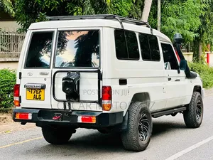 Toyota Land Cruiser 79 Series 2002 White