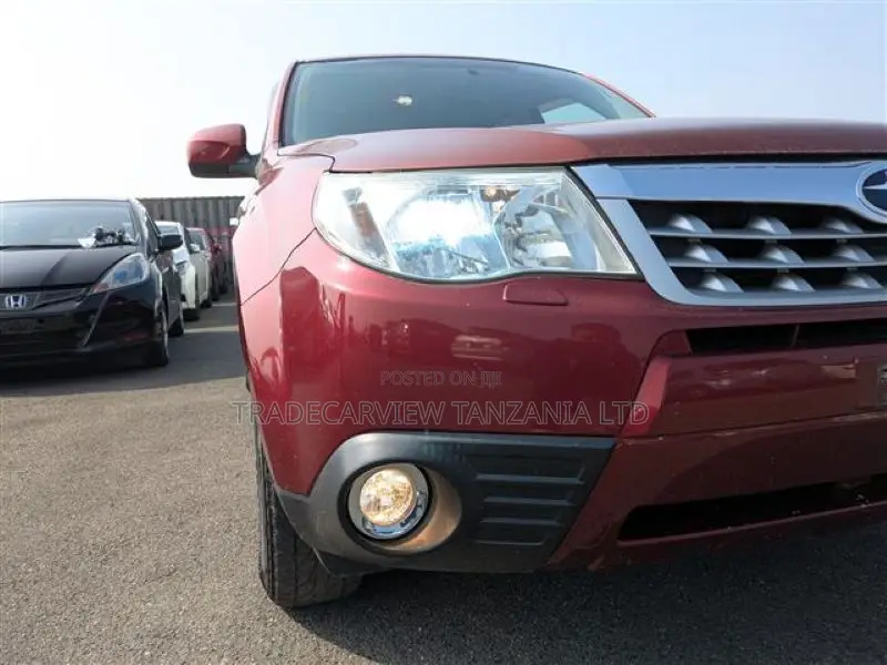 Subaru Forester 2012 Maroon