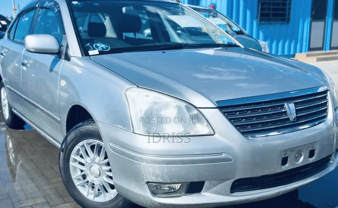 Toyota Premio 2004 Silver