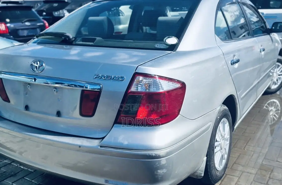 Toyota Premio 2004 Silver