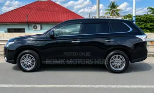 Mitsubishi Outlander 2.0 PHEV AWD 2015 Black