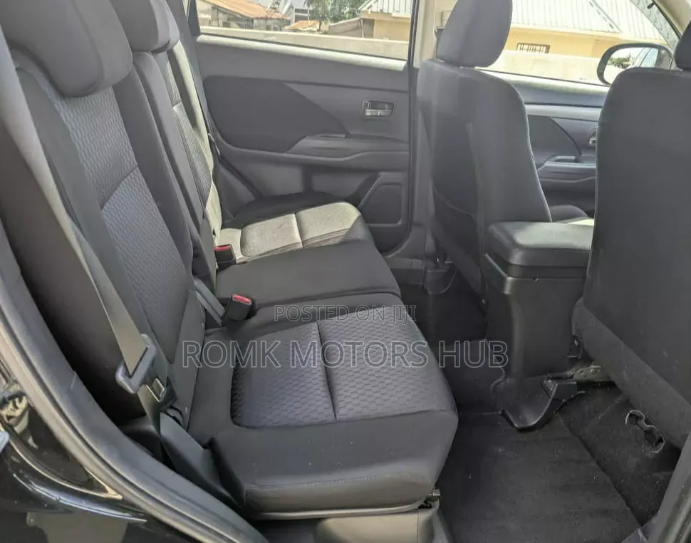 Mitsubishi Outlander 2.0 PHEV AWD 2015 Black