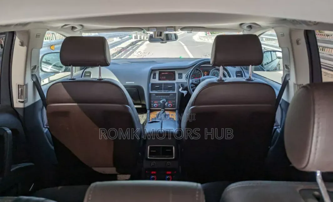 Audi Q7 2009 Gray