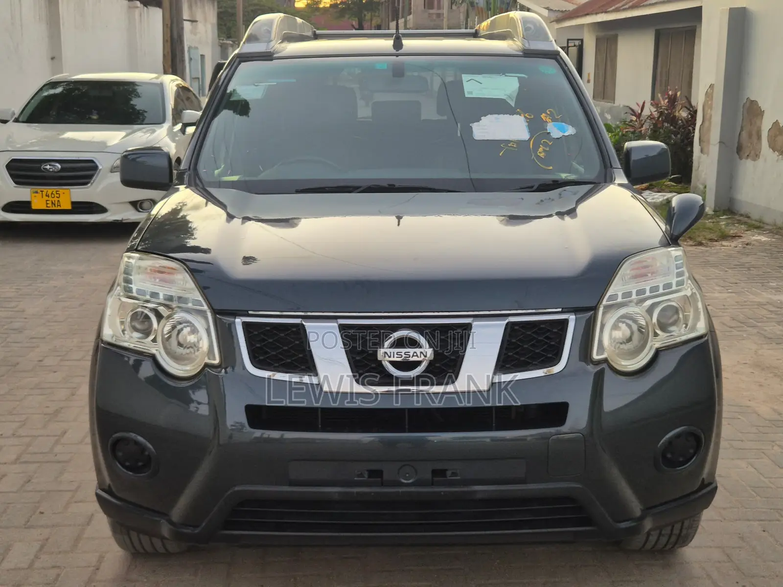 Nissan X-Trail 2011 Gray