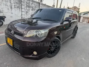 Toyota Corolla Rumion Hatchback 1.5 FWD 2009 Black