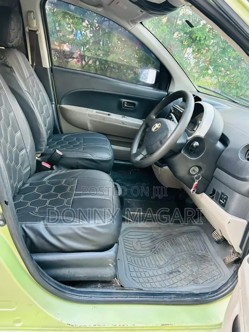 Toyota Passo 2004 Green