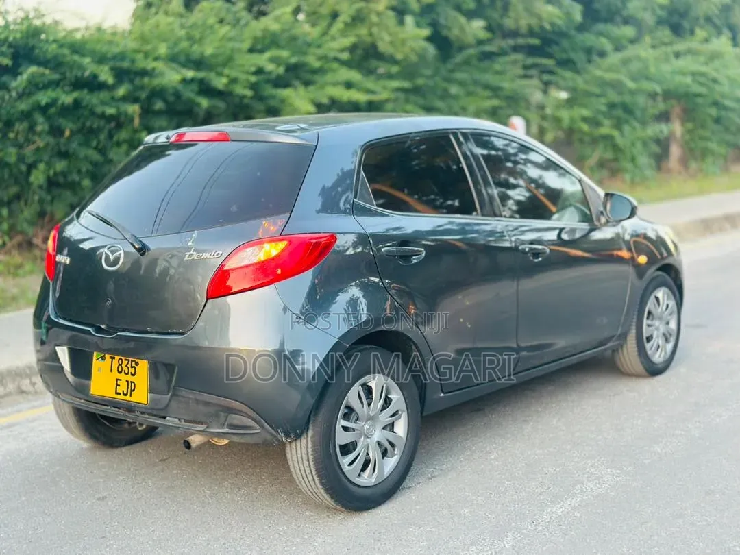 Mazda Demio 2010 Gray