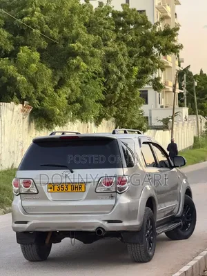 Toyota Fortuner 2008 Silver