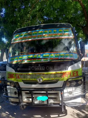 Tata Starbus Ultra Skool 2015 Green