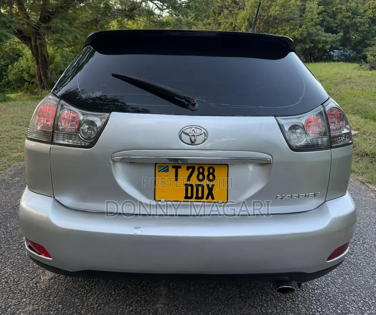 Toyota Harrier 2005 Silver