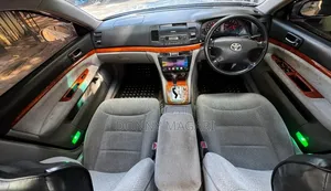 Toyota Mark II 2004 Silver