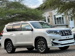 Toyota Land Cruiser Prado 2.7 2023 White