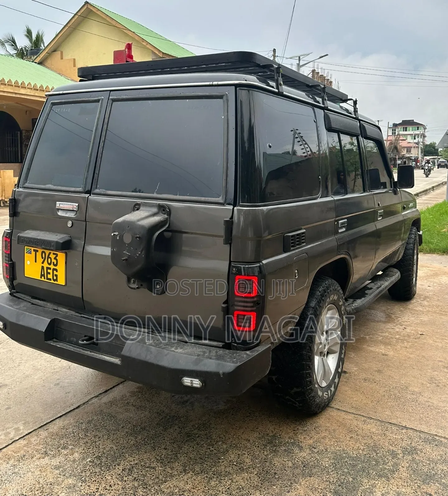 Toyota Land Cruiser 2015 Gray
