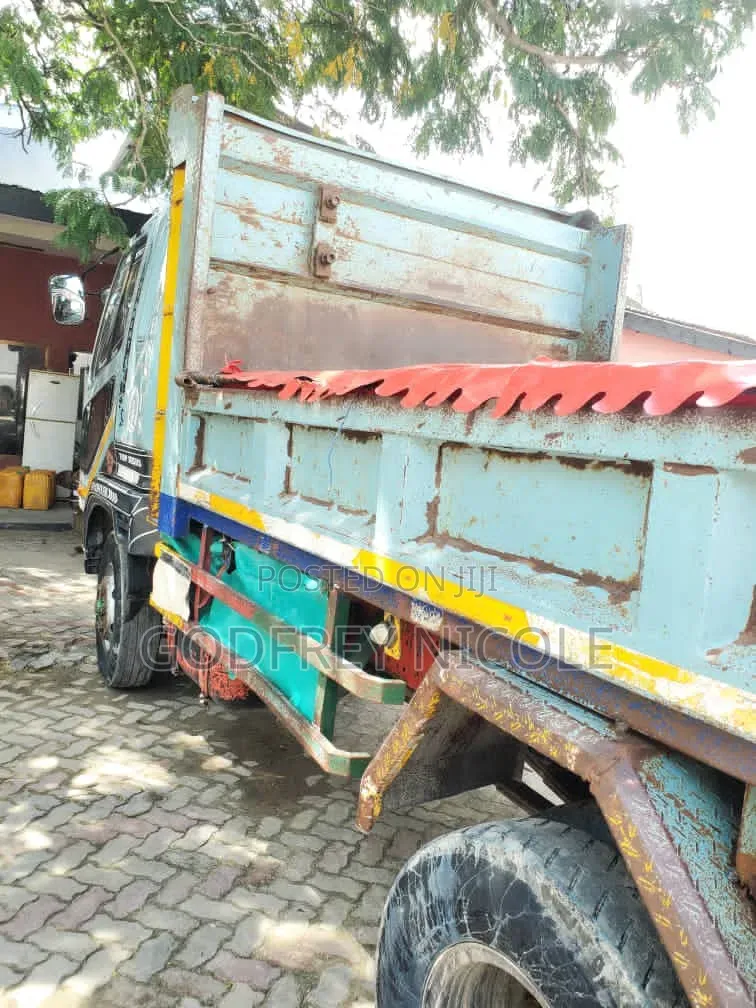Fuso Tipa Tipper 6d17
