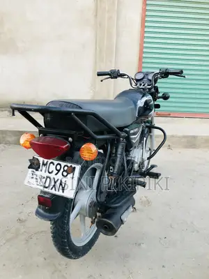 Bajaj Boxer 125 2025 Black