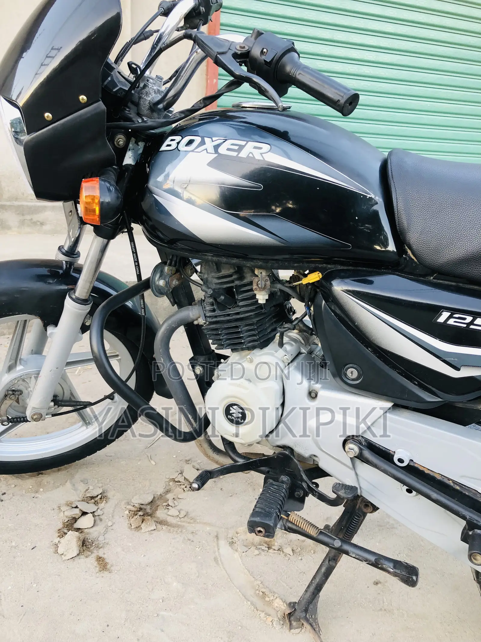 Bajaj Boxer 125 2025 Black