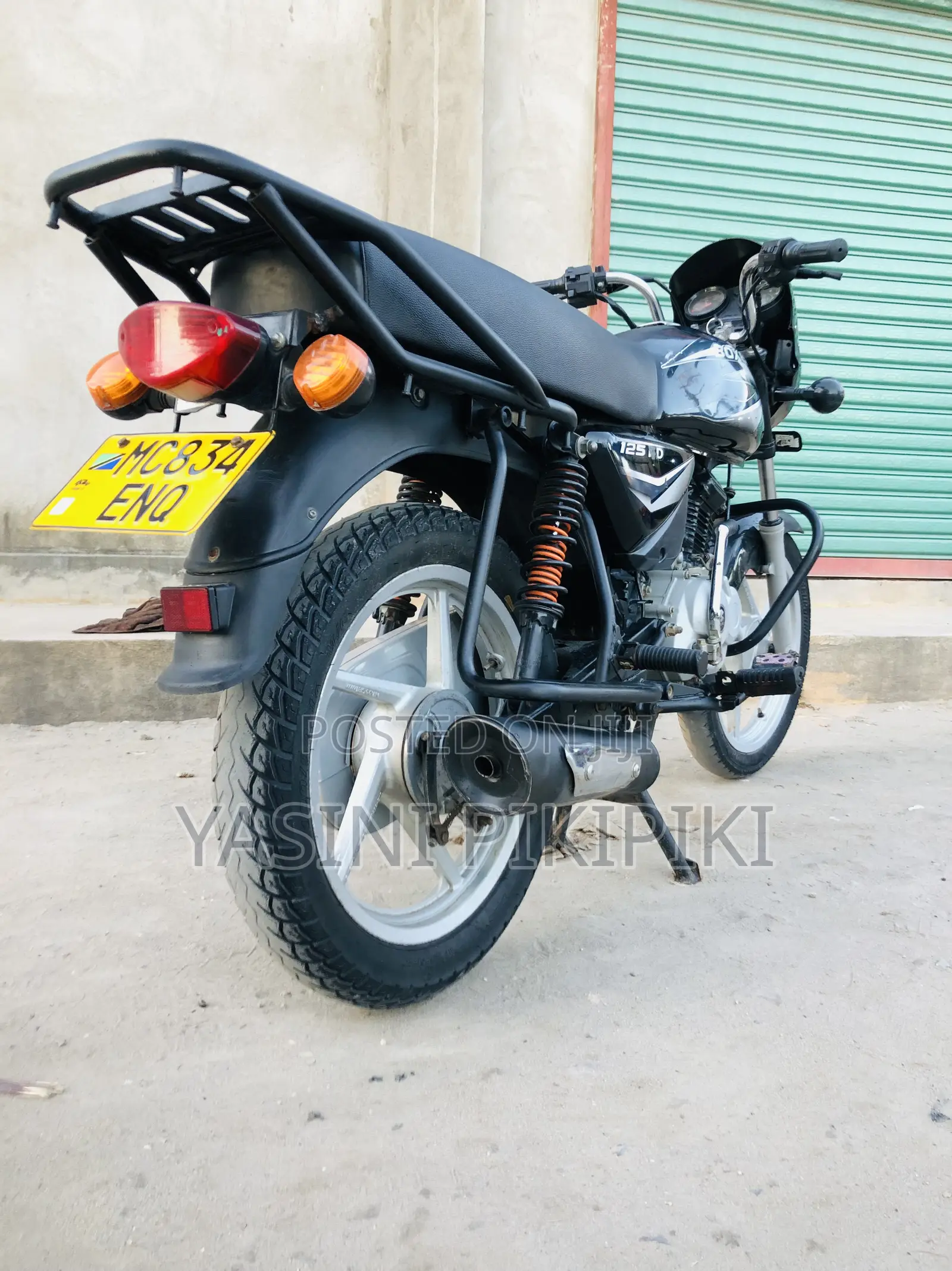 Bajaj Boxer 125 2025 Black