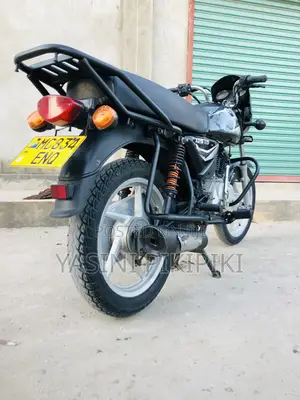 Bajaj Boxer 125 2025 Black