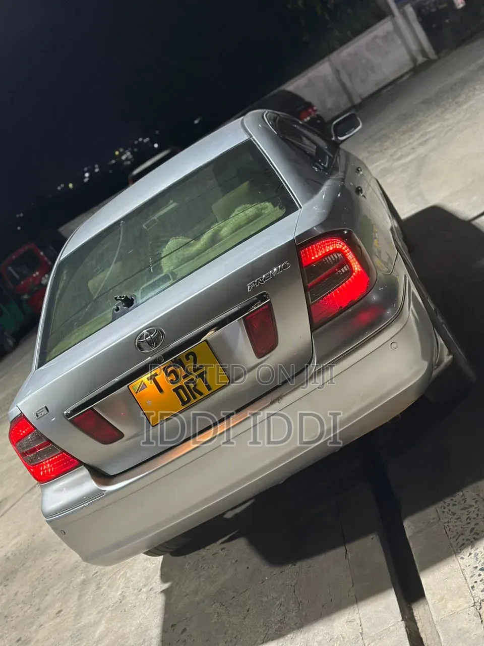 Toyota Premio 2005 Silver