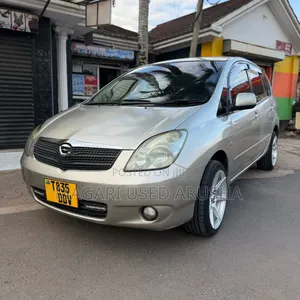 Toyota Corolla Spacio 2004 Silver