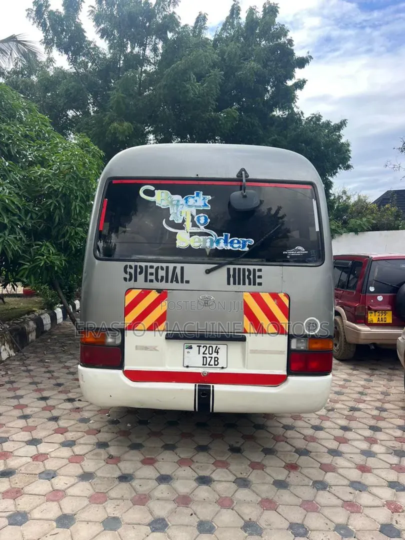 Toyota Coaster 2000 Grey