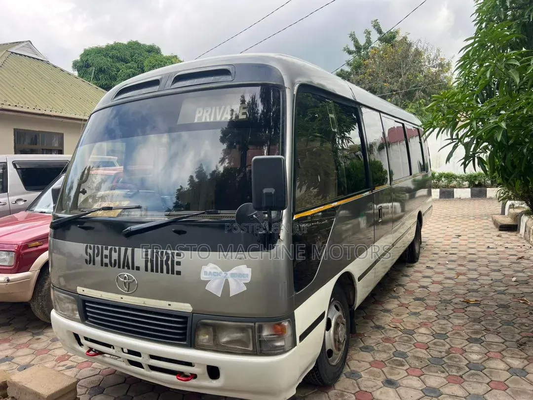 Toyota Coaster 2000 Grey