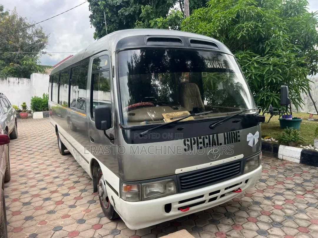 Toyota Coaster 2000 Grey