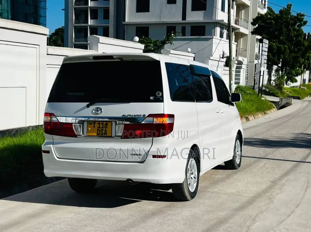 Toyota Alphard 2004 White